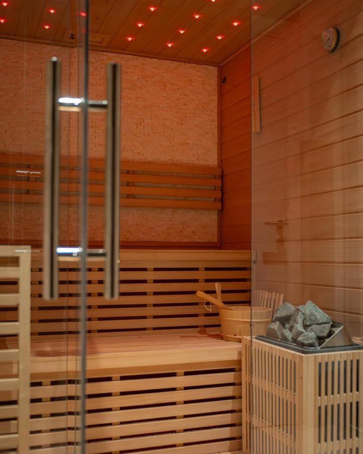 Goldberg Apartments 오시예크 외부 사진